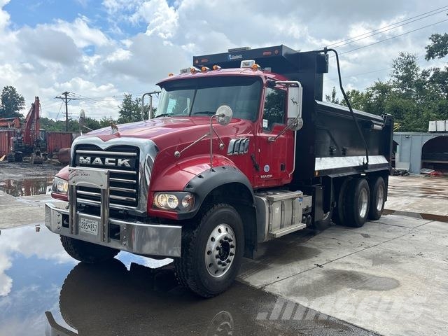 Mack GU713 Camiones bañeras basculantes o volquetes