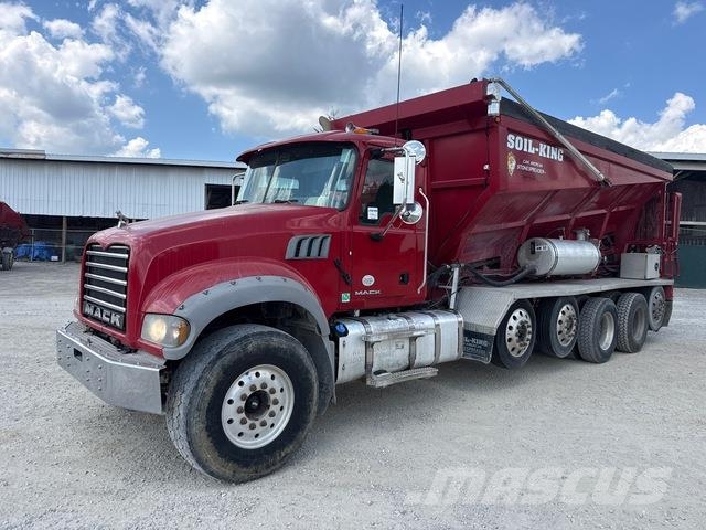 Mack GU713 Concrete Stone machines