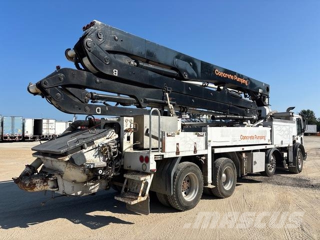Mack MR688 Kamionske beton pumpe