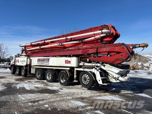 Mack MR688S Betonpumpen