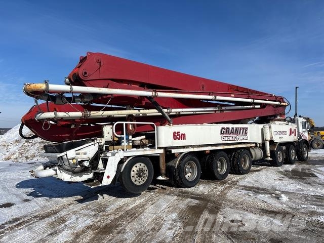 Mack MR688S Betonpumpen