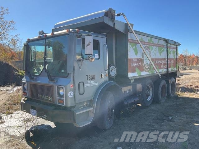 Mack MR688S Tipper trucks