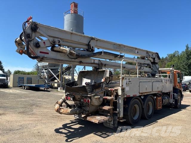 Mack MR688S Autopompe per calcestruzzo