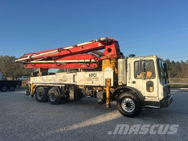 Mack MRU613 Bombas de concreto