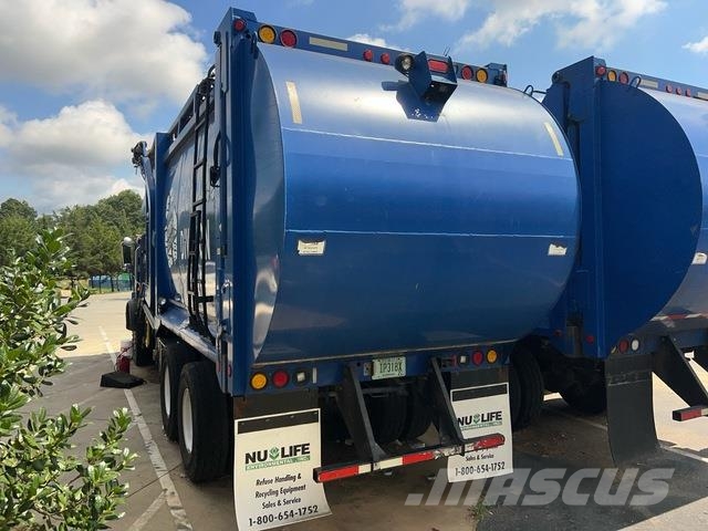 Mack MRU613 폐기물 수거 트럭