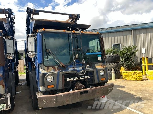 Mack MRU613 폐기물 수거 트럭