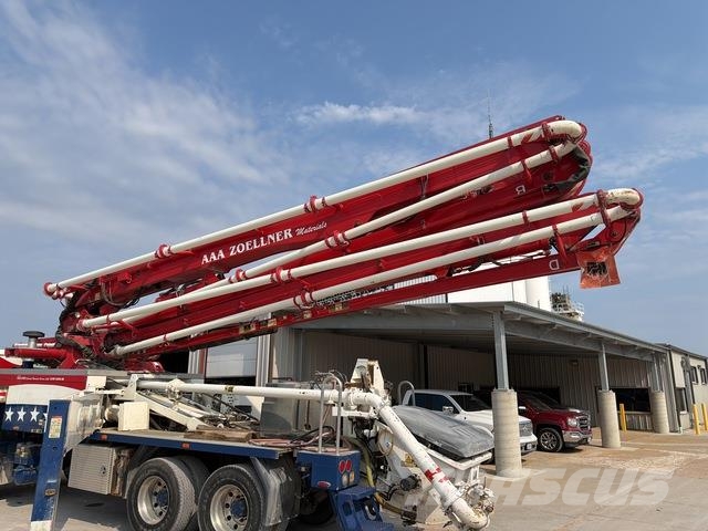 Mack MRU613 مضخات خرسانة