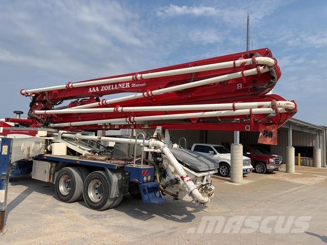 Mack MRU613 مضخات خرسانة
