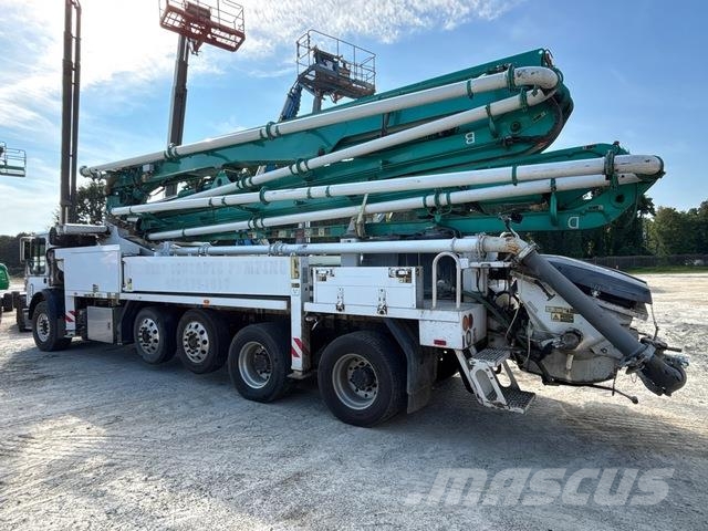 Mack MRU613 Kamionske beton pumpe