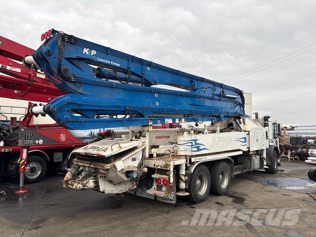 Mack MRU613 Betonpumpen
