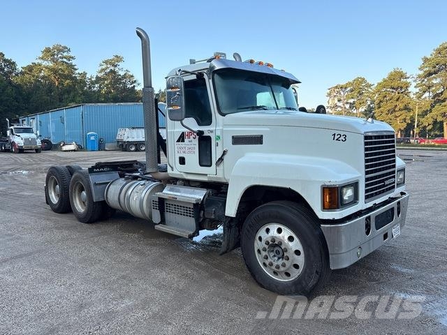 Mack PI64T Truck Tractor Units