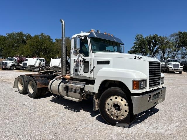 Mack Pinnacle Tractor Units