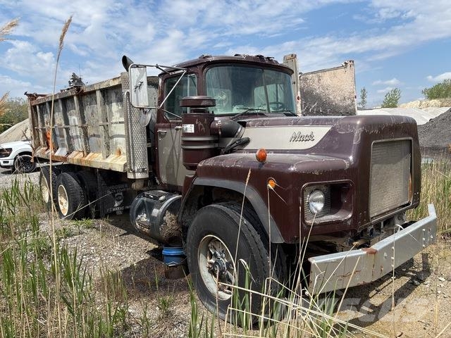 Mack RB690S Wywrotki