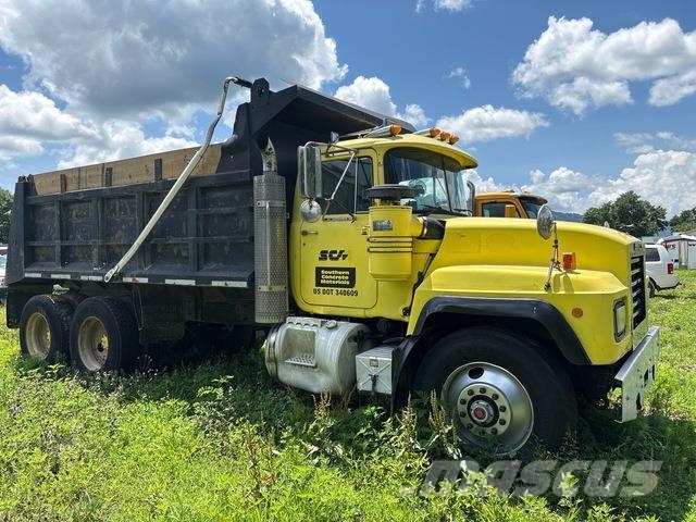 Mack RD688S Camiones bañeras basculantes o volquetes