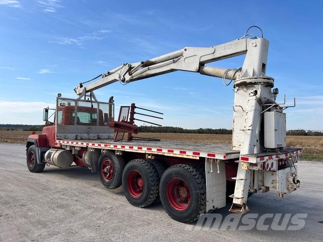 Mack RD688S Andere Fahrzeuge