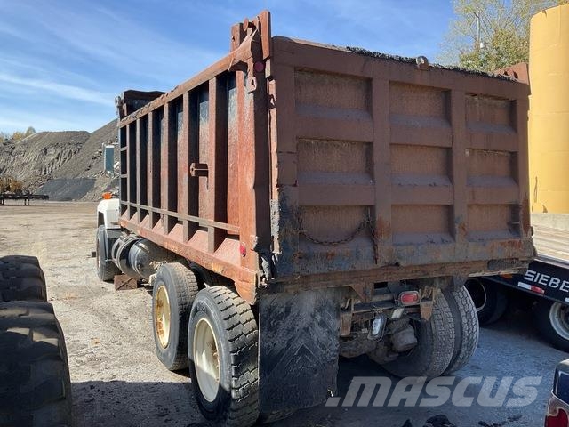 Mack RD690S Caminhões basculantes