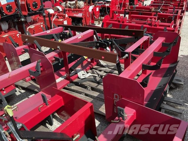 Mahindra  نصول