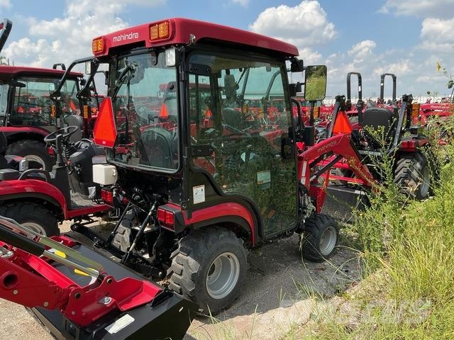 Mahindra 1126 HST Коммунальные тракторы
