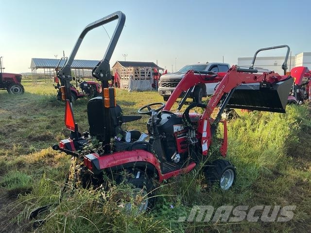 Mahindra 1126 HST 소형 트랙터