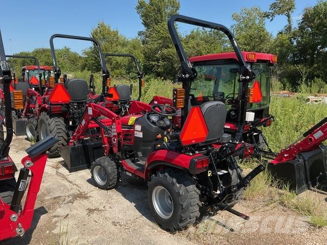 Mahindra 1126 HST Compact tractors