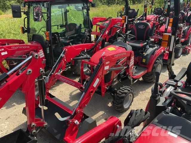 Mahindra 1126 HST Compact tractors