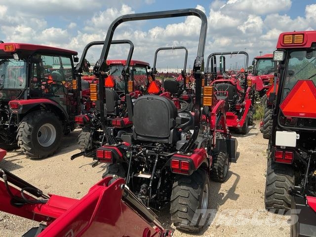 Mahindra 1126 HST Compact tractors