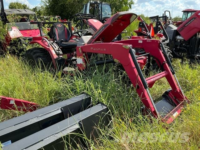 Mahindra 1626HST 소형 트랙터