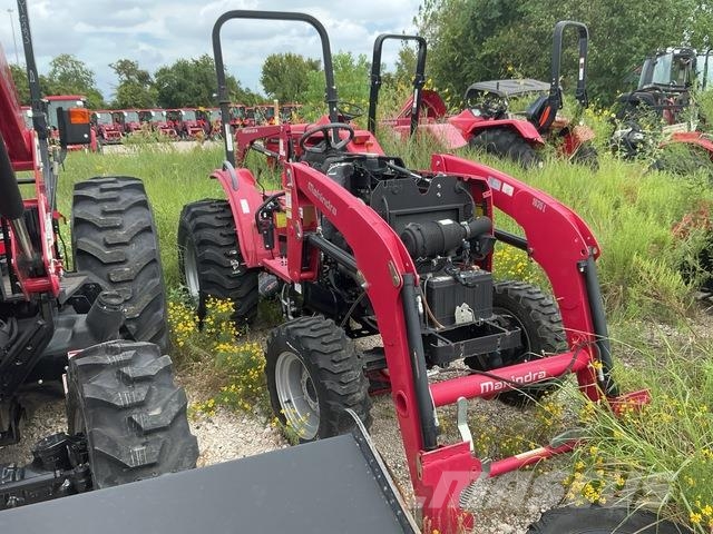 Mahindra 1635 소형 트랙터