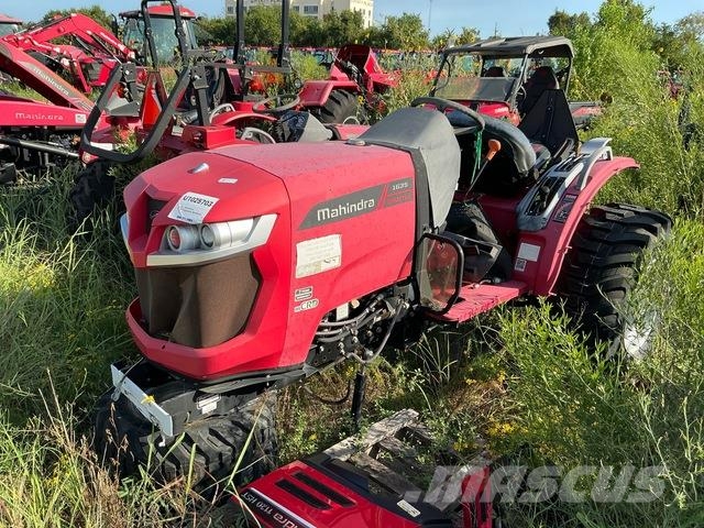Mahindra 1635 Compact tractors