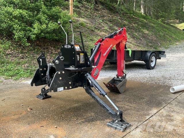 Mahindra 26B バックホー
