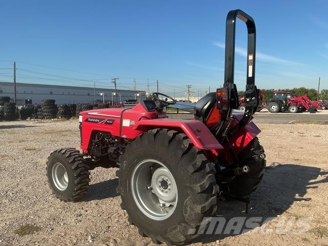Mahindra 4540 جرارات مدمجة