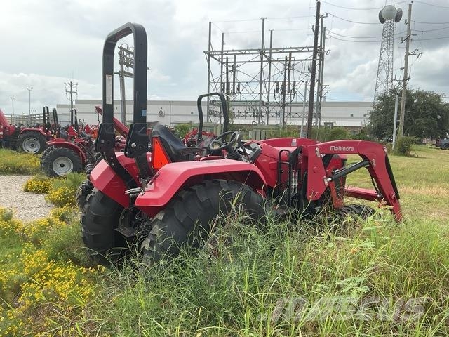Mahindra 5145 Compact tractors