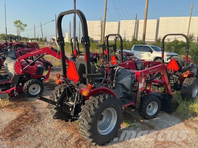 Mahindra MAX26XLG Трактори