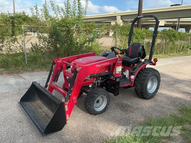 Mahindra MAX26XLG Compact tractors