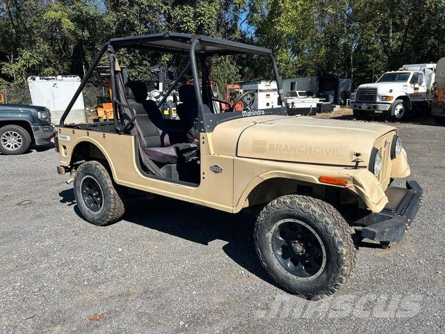 Mahindra Roxor ماكينات منفعة عامة