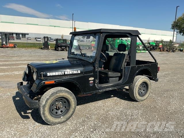 Mahindra Roxor ماكينات منفعة عامة