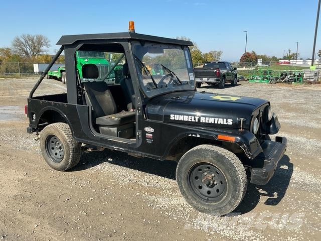 Mahindra Roxor ماكينات منفعة عامة