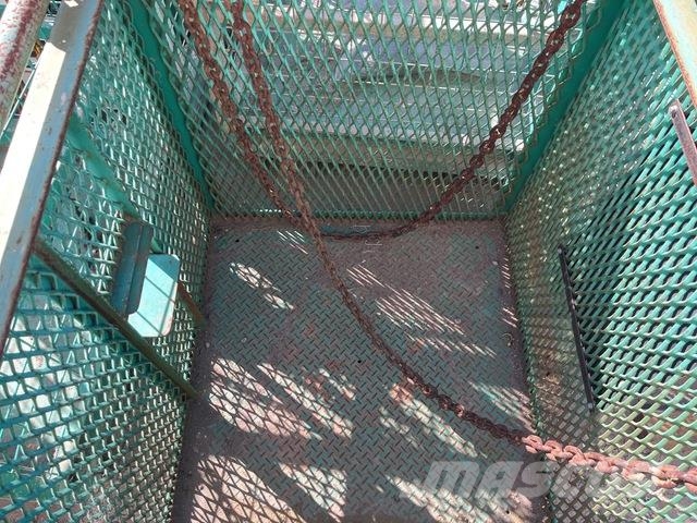 MAN Cage Інші крани
