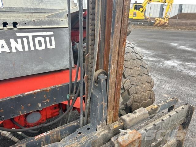 Manitou M30-2 Terrenggående gaffeltruck