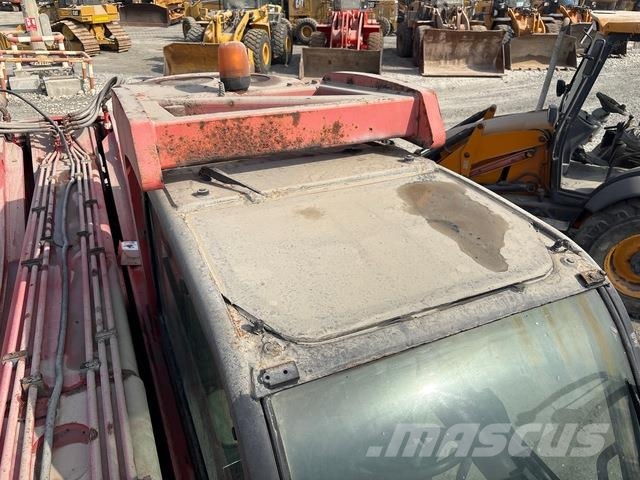 Manitou MHT10180 Телескопічні навантажувачі