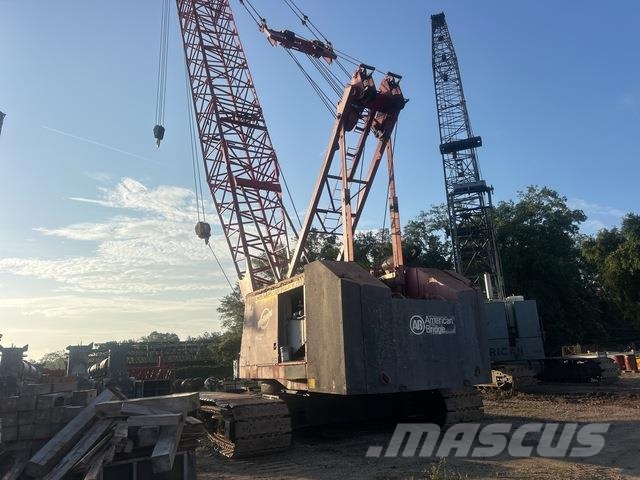Manitowoc 4100W رافعات مجنزرة