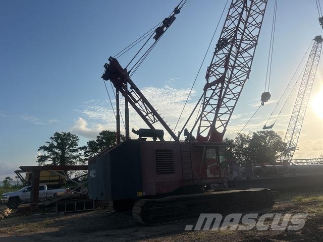 Manitowoc 4100W رافعات مجنزرة