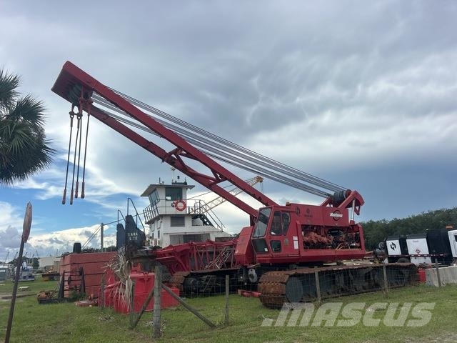 Manitowoc 888 رافعات مجنزرة