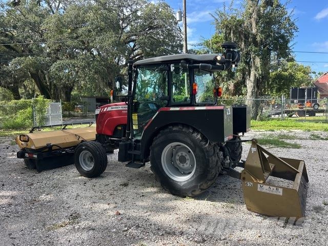 Massey Ferguson 4607M Unutrašnji čistači