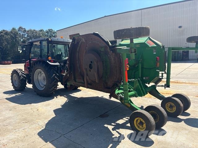 Massey Ferguson 4710 曳引機