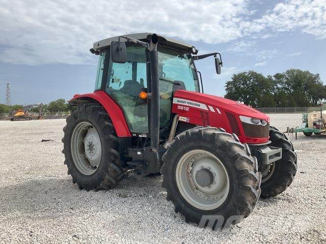 Massey Ferguson 5612 Traktori