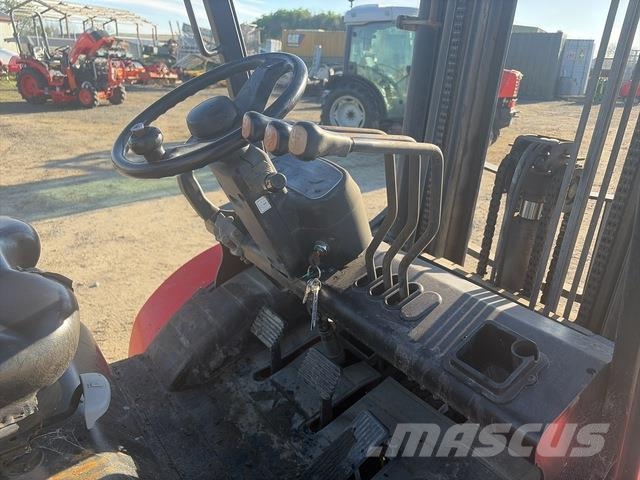 Maximal FD25T-C2WE3 Maastotrukit