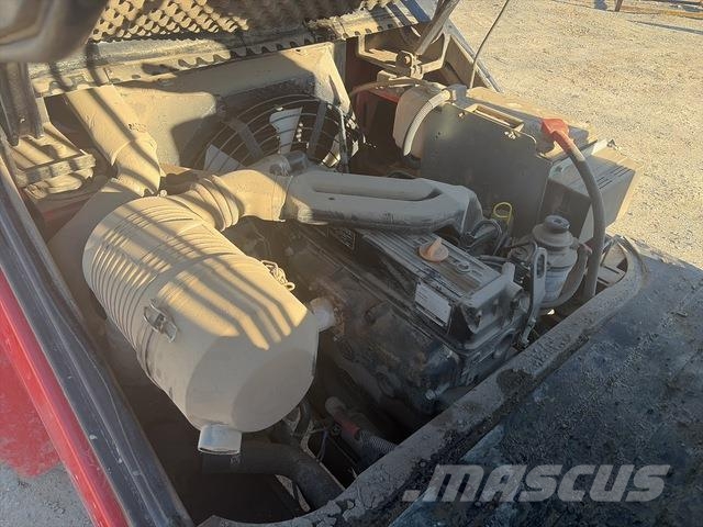 Maximal FD25T-C2WE3 Maastotrukit