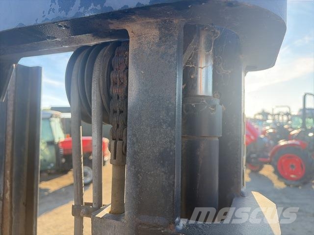 Maximal FD25T-C2WE3 Maastotrukit