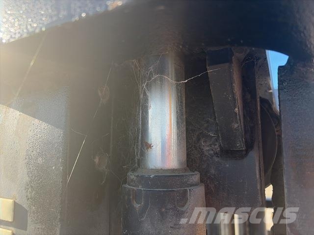Maximal FD25T-C2WE3 Maastotrukit
